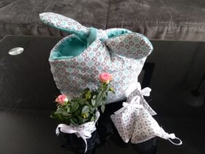 sac aux motifs étoiles bleu turquoise et gris